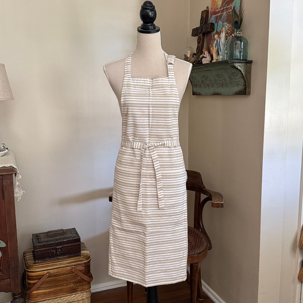 Full Apron